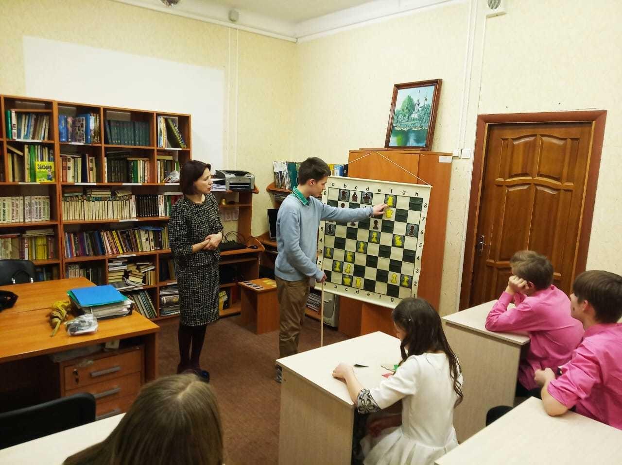 Сергей и Татьяна Ширяевы провели благотворительный мастер-класс по шахматам