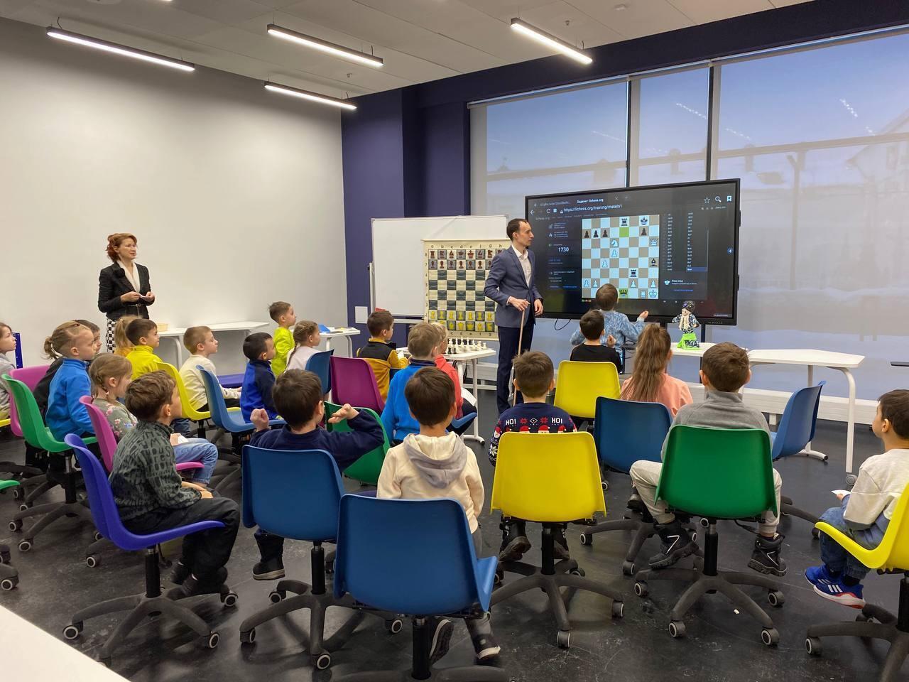 11 февраля 2023 г. в Детском ИТ-парке стартуют занятия по шахматам.