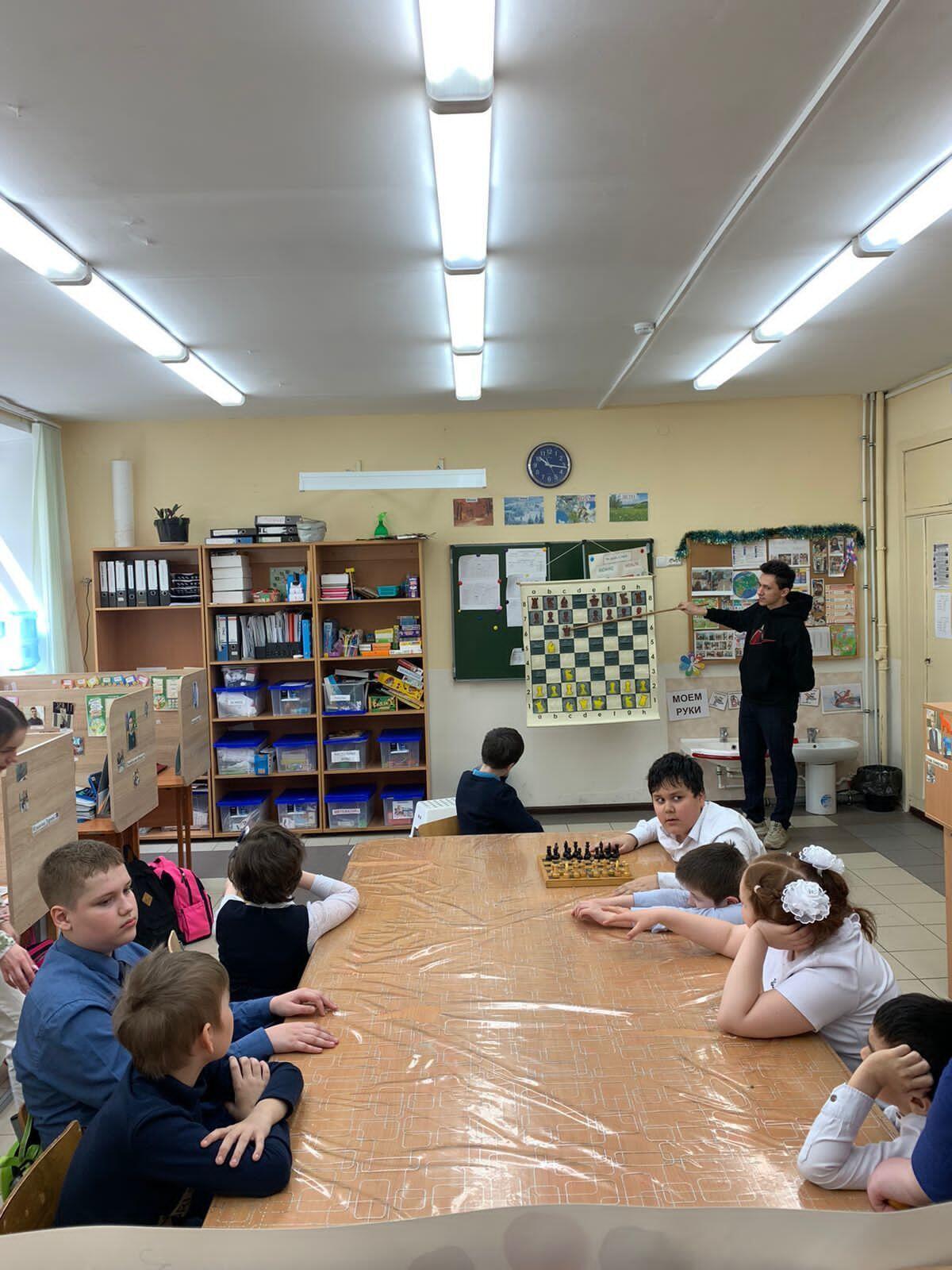 Обучение шахматам особенных детей в школе №65