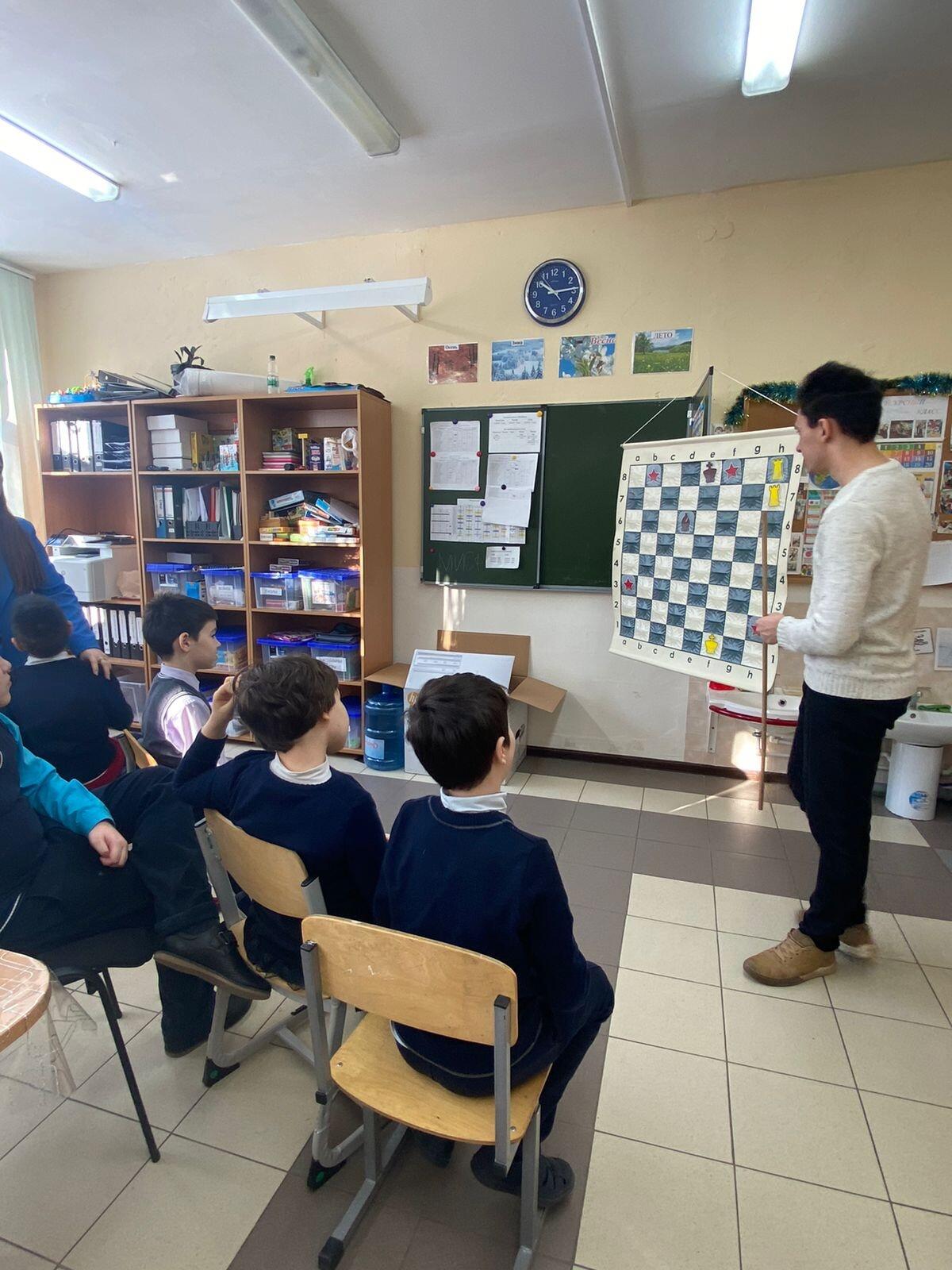 Уроки шахмат в школе №65 г.Казани