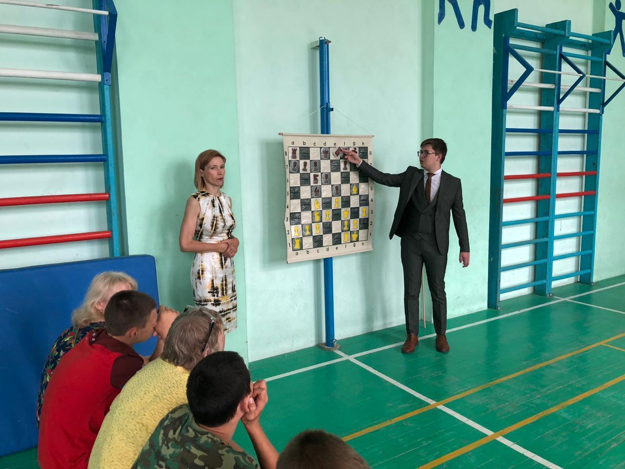 Мастер-класс по шахматам для детей с девиантным поведением