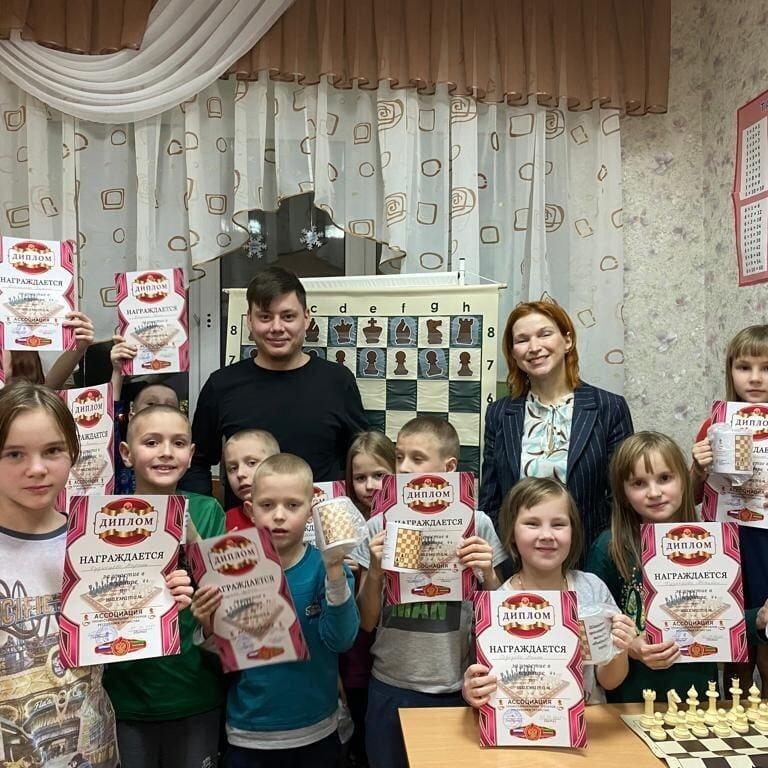 Шахматы в ГКУ «Социальный приют для детей и подростков «Гнёздышко»